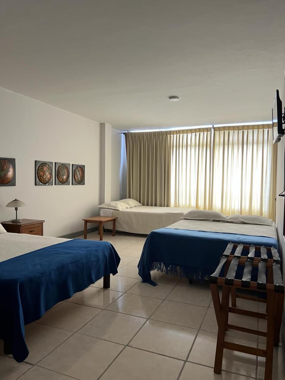 Hotel Armenia Centro Exterior photo
